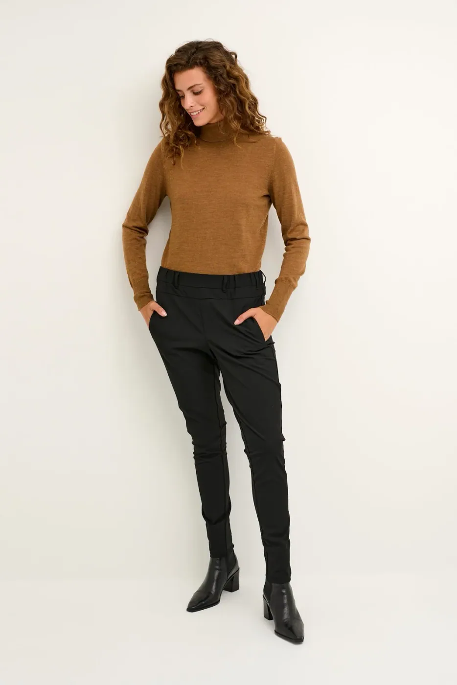 Pantalone Kaffe - 10550504